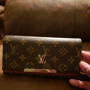 Purse and wallet